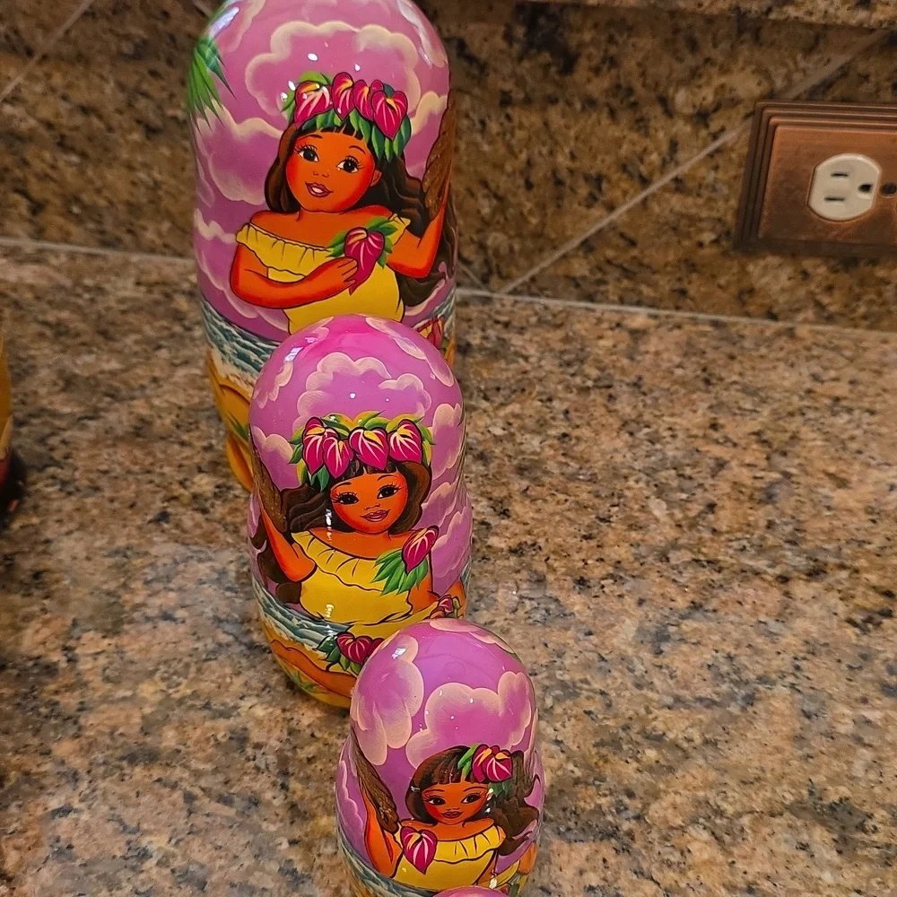 3 Russian Wooden Nesting Dolls - Picture 10 of 11